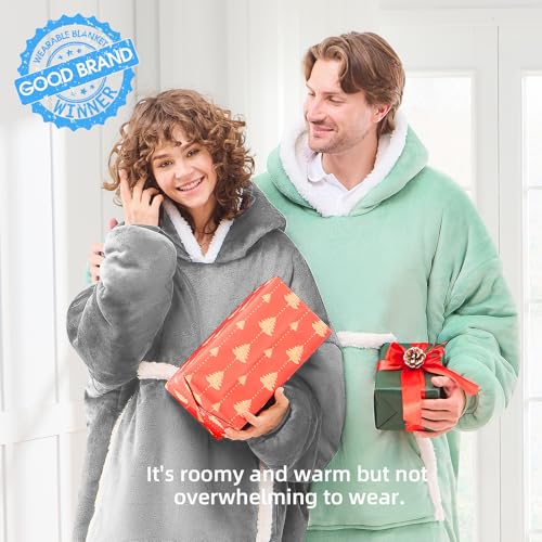 JOYWOO Wearable Blanket Hoodie,Oversized Cat Lovers Sweatshirt Blanket for Adult & Teens, Birthday Gifts for Women Men Mom Girl Boys,Cozy Sherpa Fuzzy Blanket Giant Pocket Gifts,Silver Grey Small