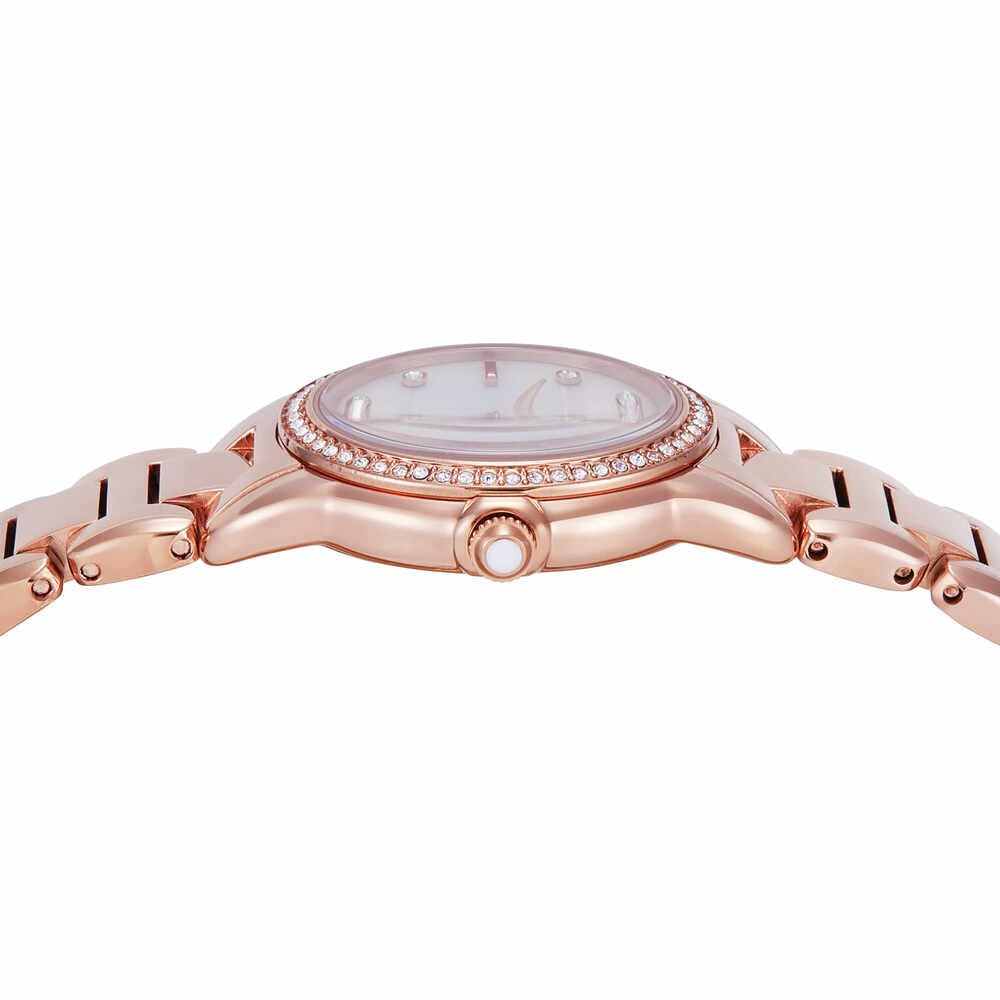 Emporio Armani Orologio da donna, movimento al quarzo a due lancette da 26 mm e cinturino in acciaio o pelle