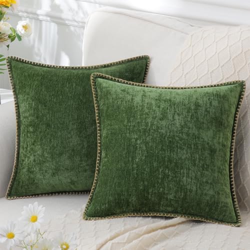 Mejores comprativas On-line Cojines decorativos con bordados los mejores 5. 37 Juego de 2 fundas de cojín decorativas de terciopelo con borde recortado para sofá, color verde oscuro, 45,7 x 45,7 cm, relleno no incluido