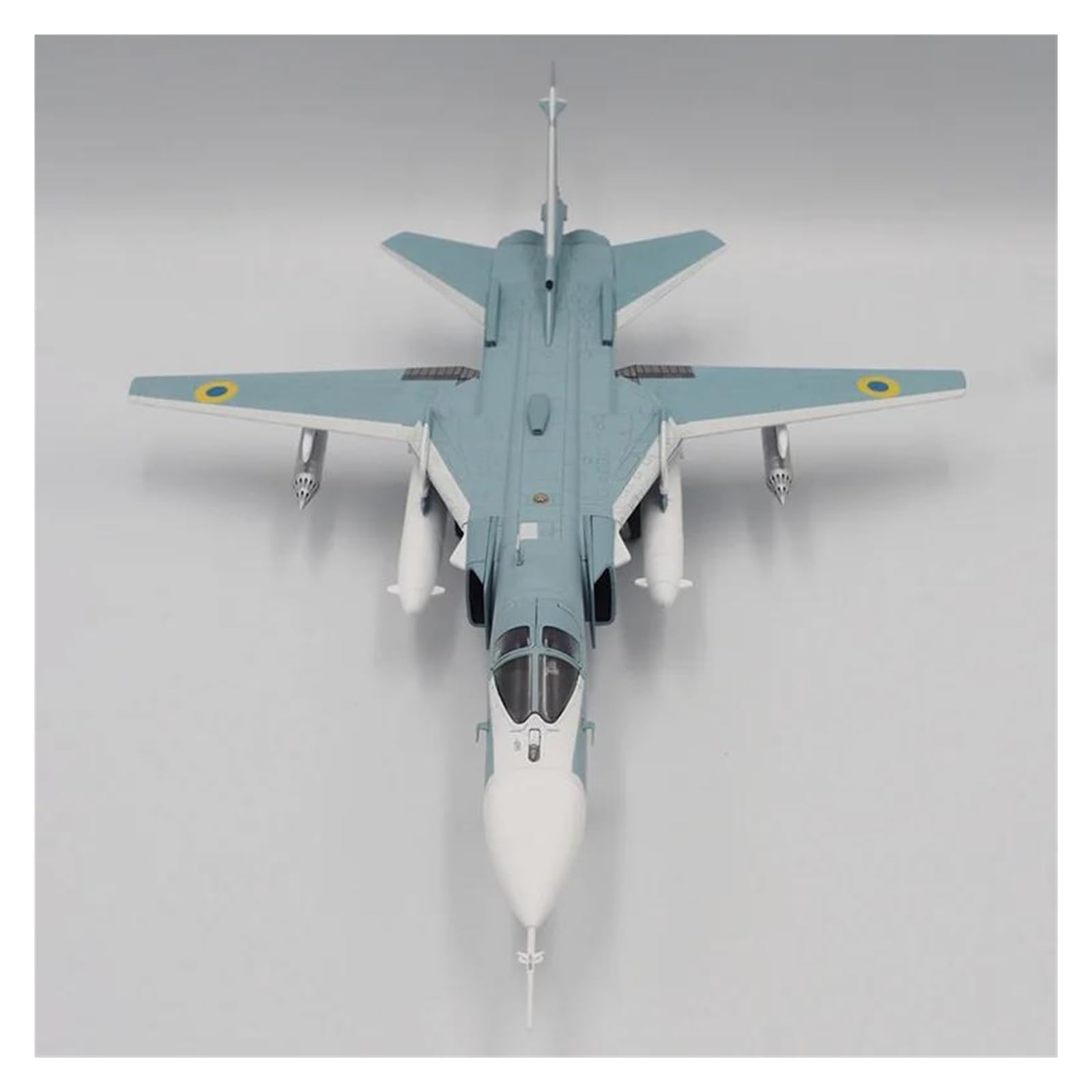Maquette avion SU-24M 1/72 cadeau idéal pour collectionneur d'aviation