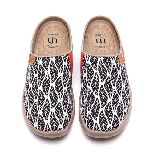Image of UIN Slipper Woman Travel Art Painted Shoes Wide Toe Casual Home Slip On Mules Malaga