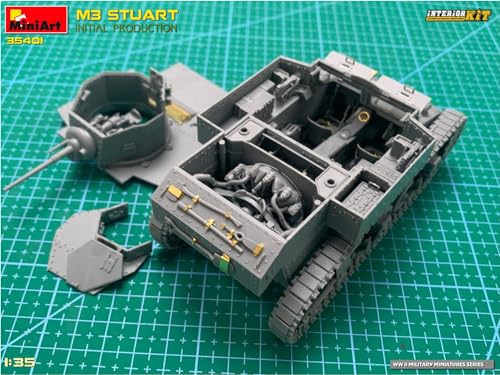 Miniart 1:35 - M3 Stuart Initial Prod, Interior Kit, Molded Color, Klein (ca. 10-15 cm) - Image 4