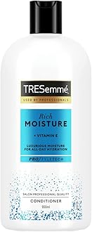 Moisture Rich Conditioner with vitamin E for dry, damaged hair 900 ml