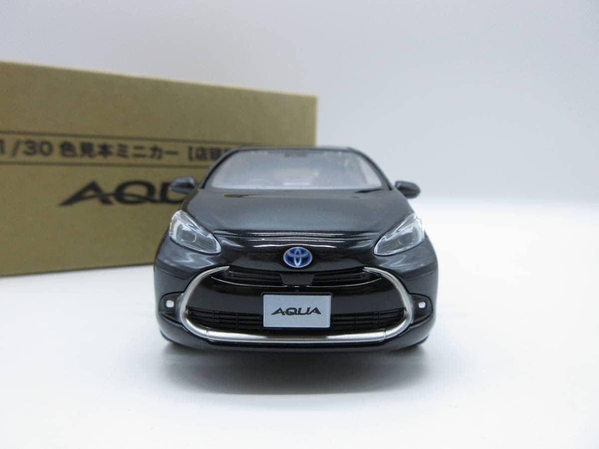 1/30 ミニカー 新型アクア AQUA カラーサンプル ミニカー 非売品