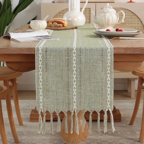 meioro Camino de Mesa Rústico con Borlas, 33x200cm Mantel de Mesa Moderno Lavable, Boho Caminos de Mesa en Poliéster y Lino, Decoracion de Mesa para Interior y Exterior, Fiestas, Bodas (Verde Salvia)