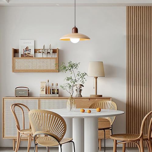 Iluminación de isla de cocina con lámpara colgante de cúpula y veta de madera acogedora 5