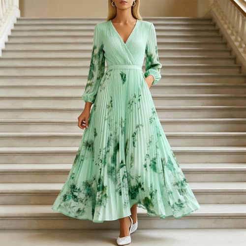 Robe maxi fleurie parfaite pour une invitée de mariage chic - 2