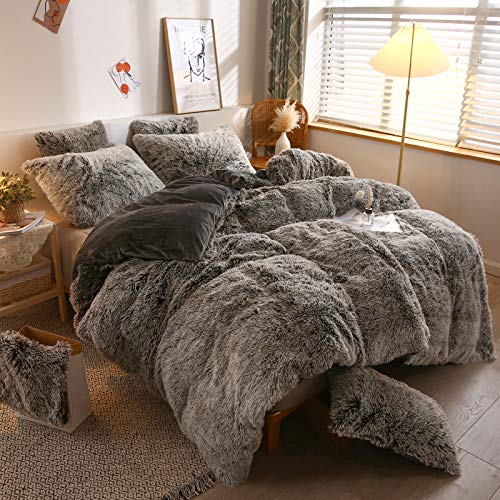 Image of XeGe Plush Shaggy Duvet Cover Luxury Ultra Soft Crystal Velvet Bedding Set 1PC(1 Faux Fur Duvet Cover),Zipper Closure (Queen, Dark Gray Ombre)