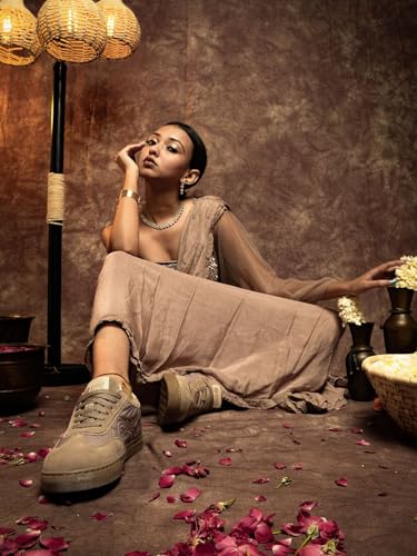Image of Bacca Bucci Women RANGREZA Ethnic Sneakers for Indian Festive & Ethnic Wear