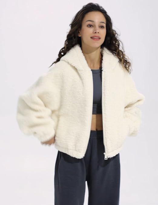 Orolay Women's Fuzzy Fleece Cropped Jacket Fluffy Sherpa Coat