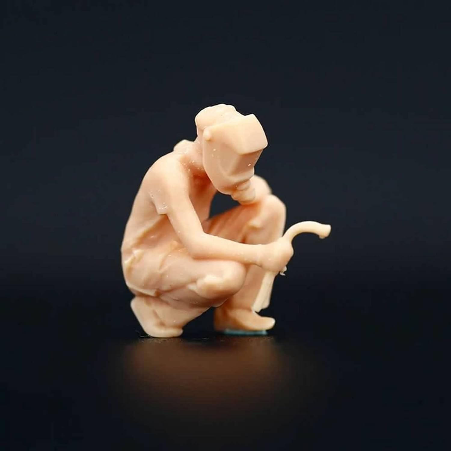 ZEDACA (5 Pcs) 1/64 Car Mechanic Move Tires Model Miniature Handicraft Figure White Model Need to Be Colored by Yourself-#2