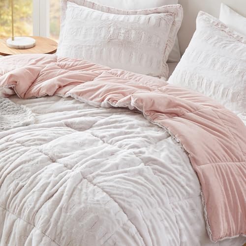 Image of Madison Park Soft Plush Comforter Long Faux Fur Design, Mid Century, Modern All Season Down Alternative Bedding Set with Matching Sham, Full /Queen, Gia, Blush /White 3 Piece
