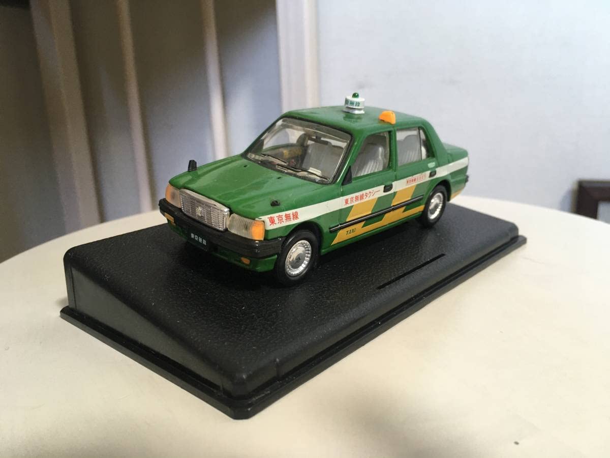 Amazon.co.jp: ☆1／32 東京無線タクシー トヨタ クラウンコンフォート