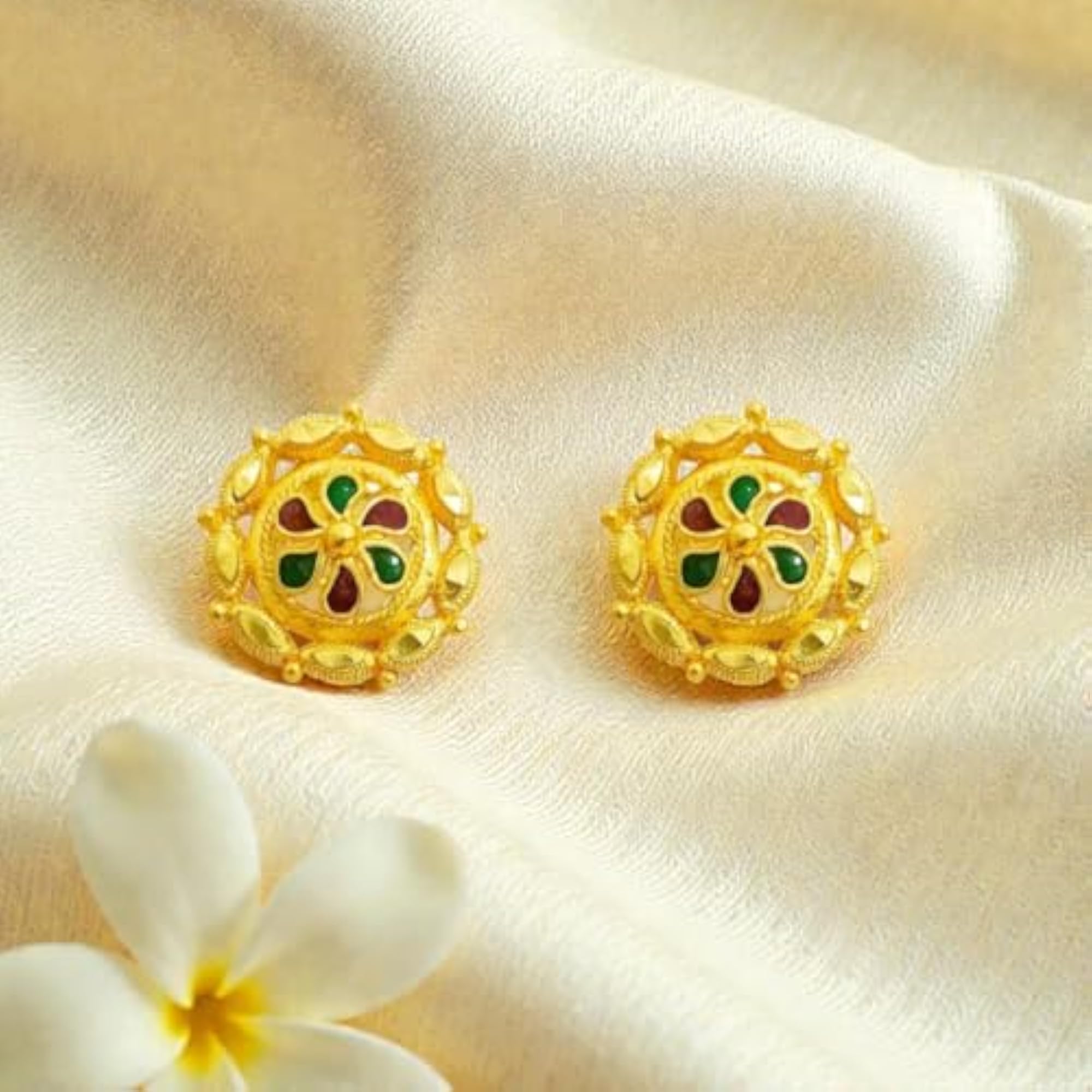 Gold-Plated Traditional Round Floral Stud Earrings, Stylish