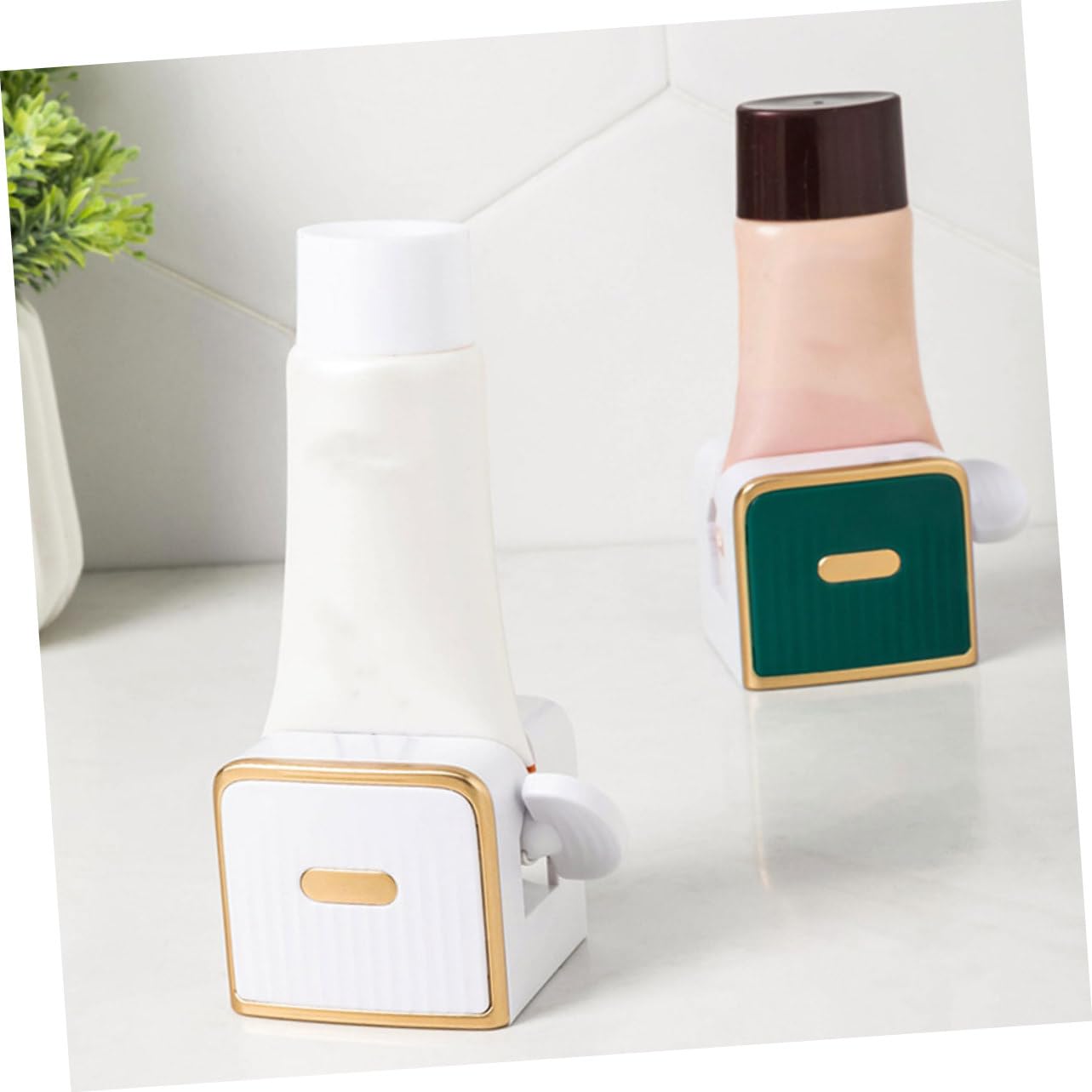 IWOWHERO 2sets Bathroom Toothpaste Holder Toothpaste Squeezing Tool Accurate Amount Dispenser 2pcs*2