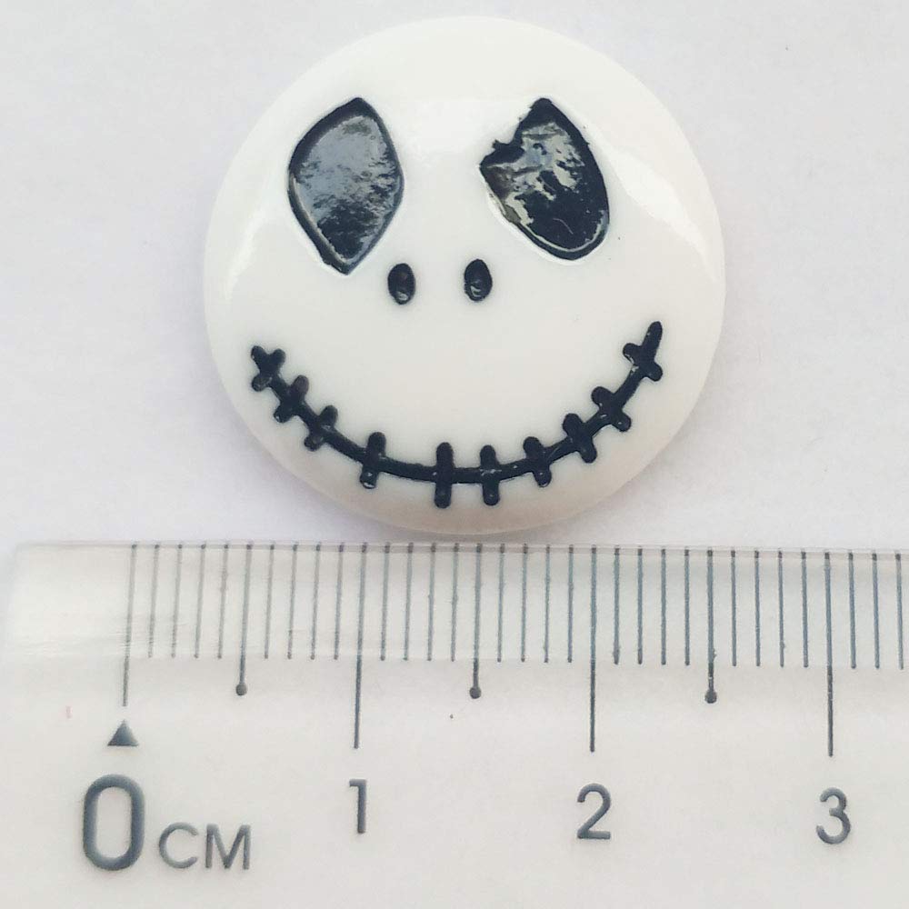 Chenkou Craft Assortiment Aléatoire De 50 Pièces En Résine à Dos Plat Pour Halloween Artisanat Décoration Magicien Citrouille Lanterne Fantôme Araignée Crâne Château + Boîte Transparente (50