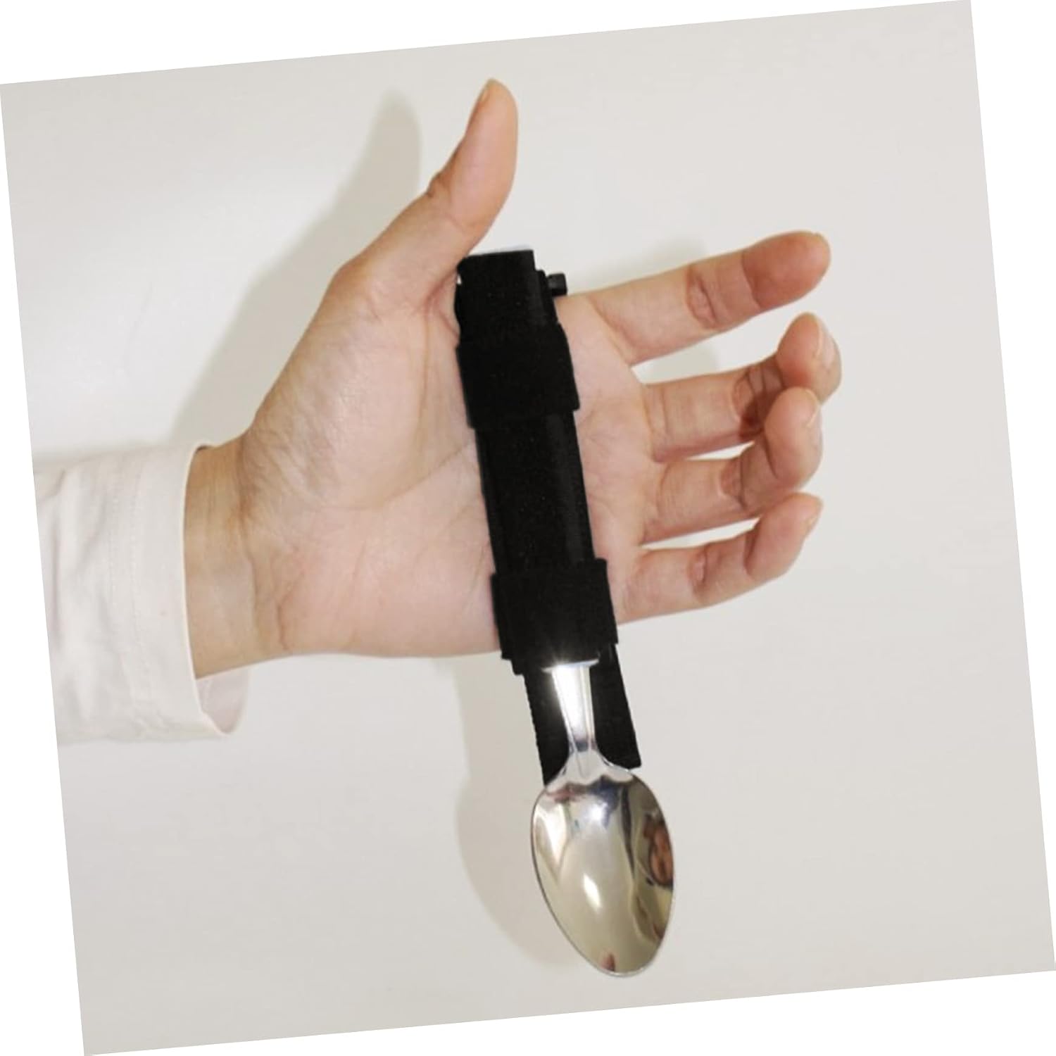 Adaptive Aid Strap for Utensils Adjustable Cuff for Disabled Elderly Eating Assistance Secure Grip for Spoons Forks Daily Living Tools