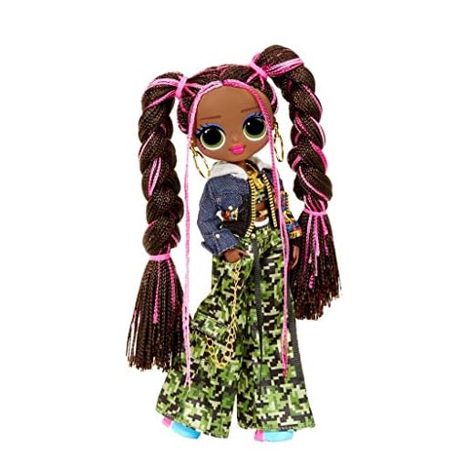 LOL Surprise OMG Remix Honeylicious Fashion Doll, Plays Music with 25 Surprises Including Shoes, Hair Brush, Doll Stand, Magazine, and Record Player Package - For Girls Ages 4+