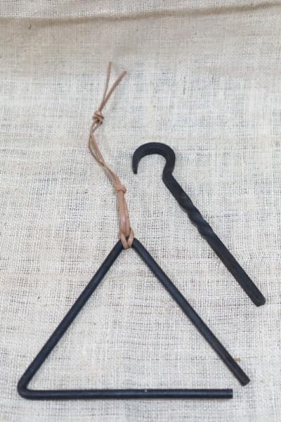 Large Western Dinner Triangle Calling Bell Rustic Decor Chuck Wagon Hand Forged for DIY Decorative Wall Shelf, Bedroom/Kitchen/Office Shelves