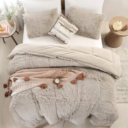 Smoofy Fluffy Queen Comforter Set, Faux Fur Fuzzy Plush Comforter, Soft Comforter Set Queen Size, Shaggy Bedding Set, 3 Pieces, 1 Comforter (90"x90") & 2 Pillow Cases (20"x26"), Oatmeal