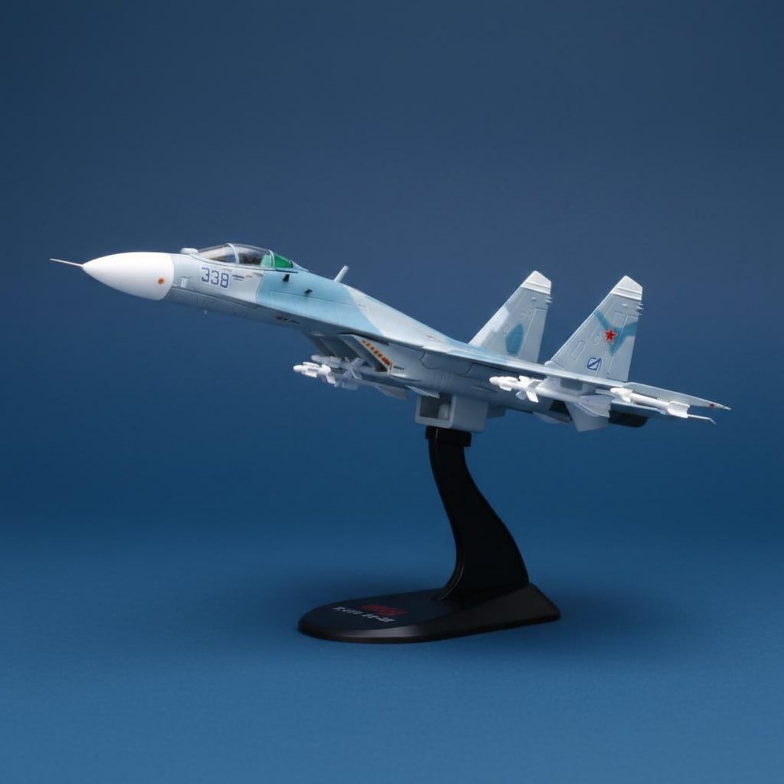 F Fityle Réplica de de Aleación Mig-27 Modelo a Escala Avión en Miniatura Maqueta de Avión Militar Avión de Exhibición Pieza Destacada para Series Temáticas