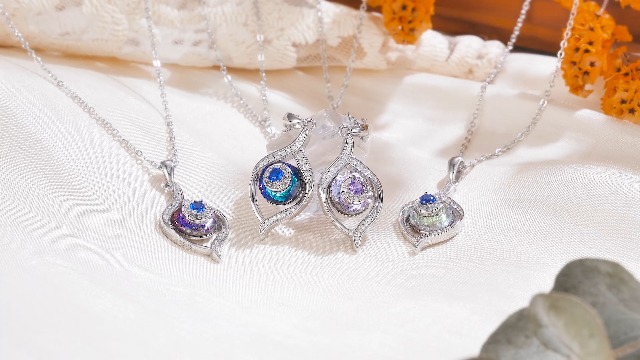 Rockyu Men's Amulet Necklace - Openable Capsule Pendant With Sutra Engraving, 60cm Stainless Steel Chain