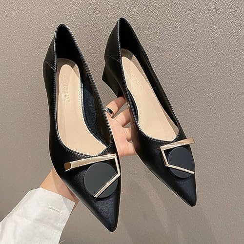 Escarpins à talon moyen pour en finir avec le mal de pieds