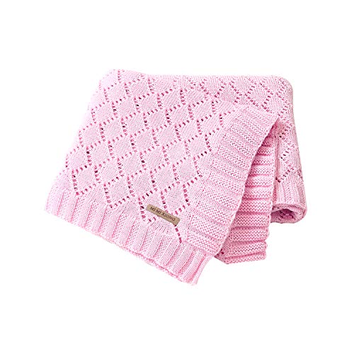 What's the Best Baby Blanket? Snuggle Up