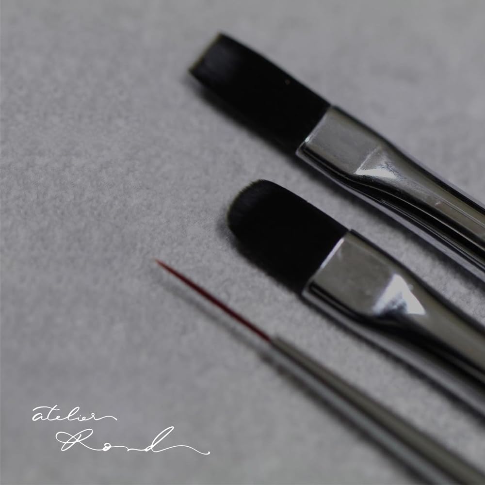 TOY's x INITY Brush atelier Rond Square : Amazon.com.au: Beauty