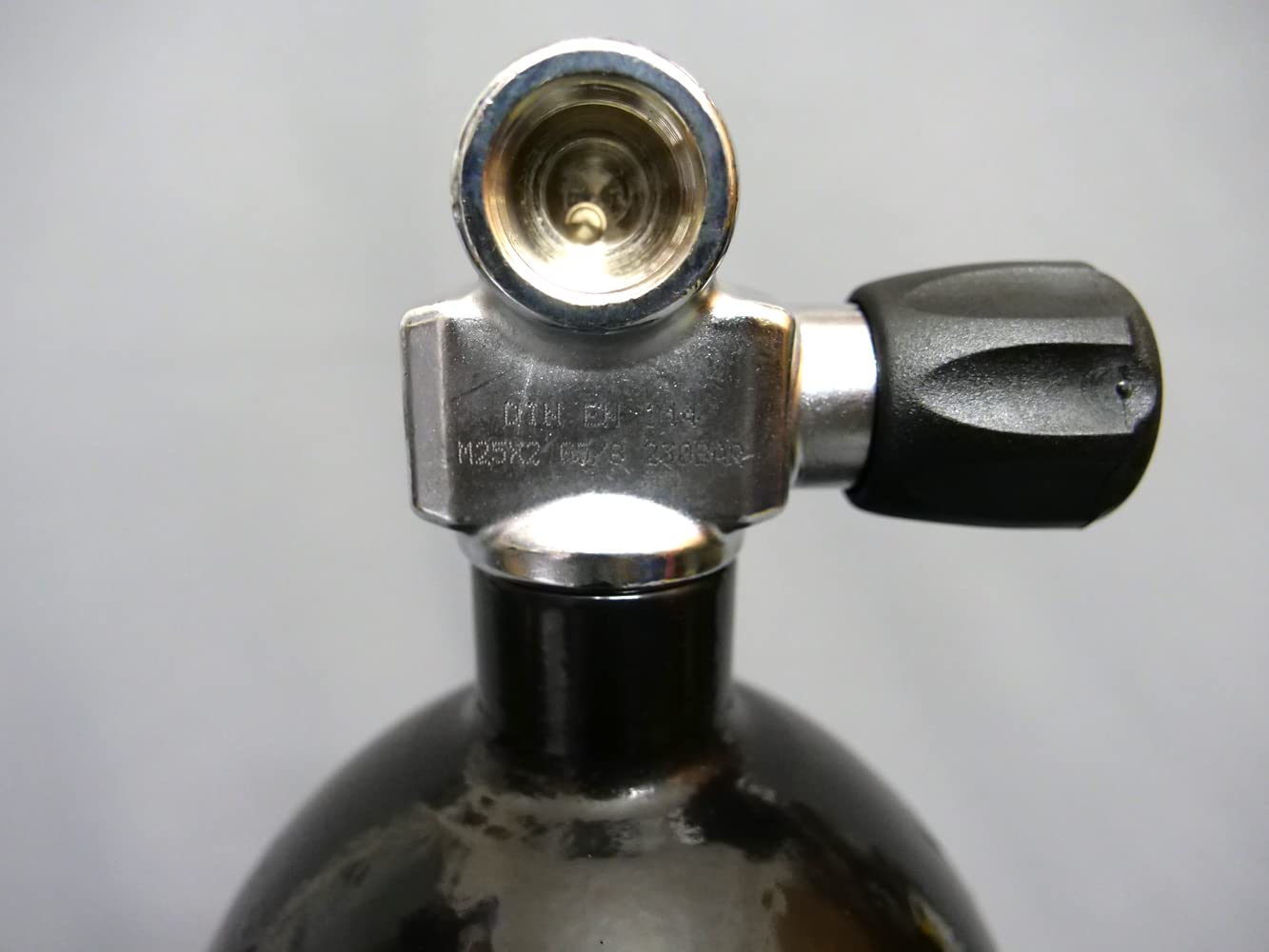 tauchfl Asche 8,5 litri 232bar completo con valvola bottiglia diametro 140 mm konkaver bottiglia inferiore