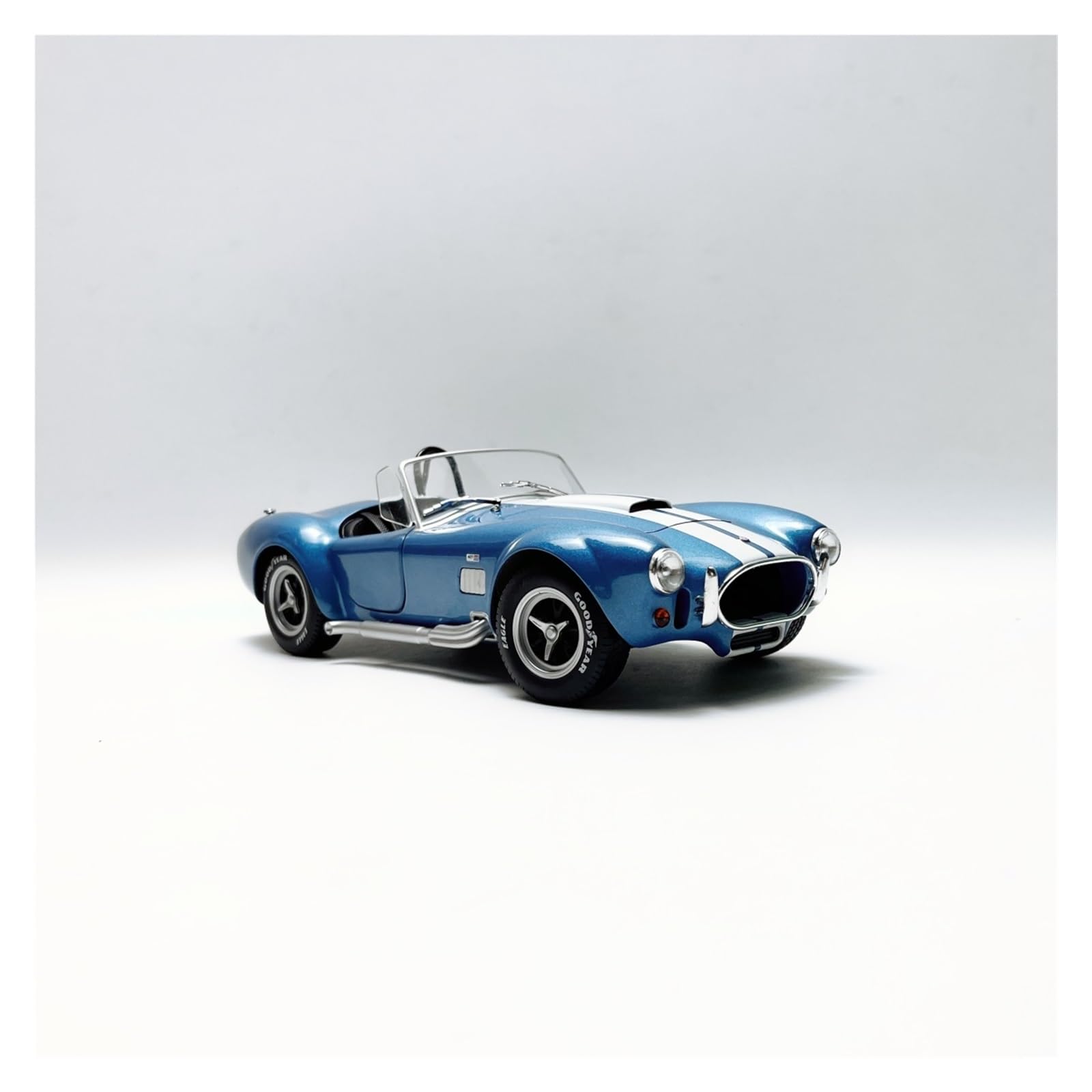Auto Classica In Lega 1/18 Per Shelby AC COBRA 427 Ornamenti Metallici Statici In Lega Per Modelli Auto Per Appassionati Giocattoli Decorativi Decorativi Da Collezione