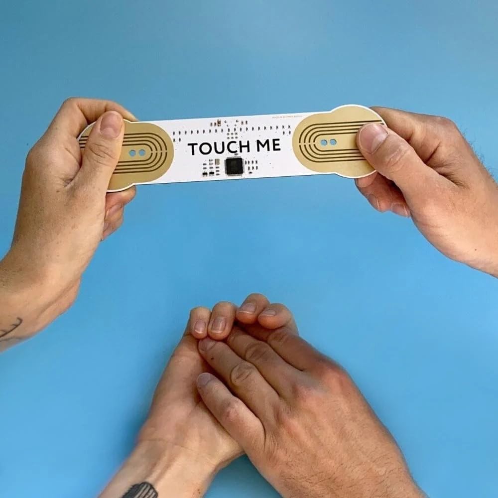 Playtronica TouchMe Midi Controller (controller MIDI sensibile al tocco, produzione musicale, compatibile con sintetizzatori e computer, formato palmare, interfaccia audio), nero