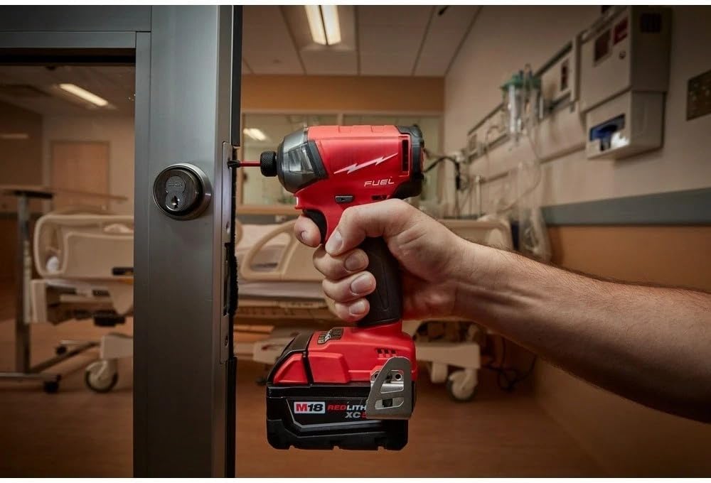 2760-22 Cordless Compact Impact Driver for Milwaukee M18 FUEL 18V 1/4" Hex Hydraulic Driver Kit