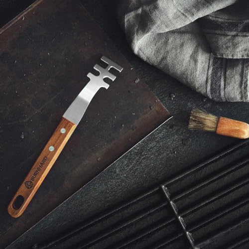 Grillrostheber aus Akazienholz und Edelstahl von BURNHARD
