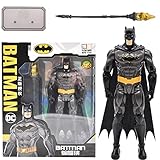 Estilo Cómico Original -------- Esta muñeca móvil articulada es muy detallada, con una capa de tela y estilo cómico, dando vida a tus héroes y supervillanos favoritos de Batman.