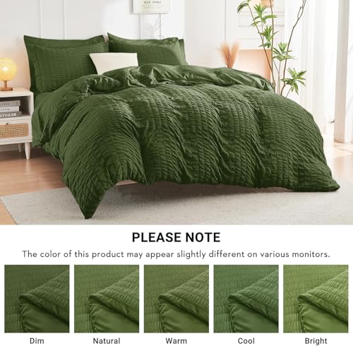 Image of HYMOKEGE Olive Green King Size Comforter Set Seersucker 7 Pieces, All Season Luxury Bed in a Bag for Bedroom, Bedding Set with Comforter, Sheets, Pillowcases & Shams