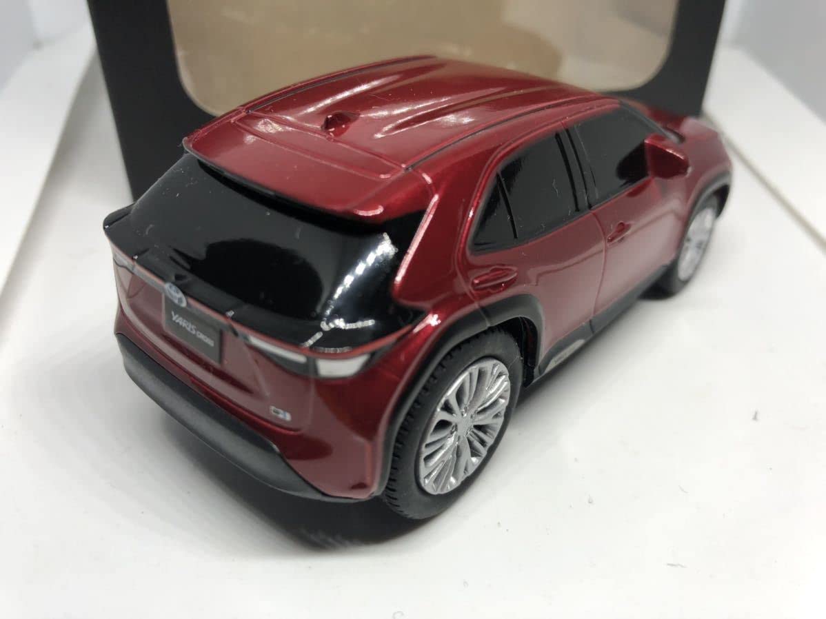 Amazon | トヨタ ヤリスクロス カラーサンプル プルバックカーミニカー