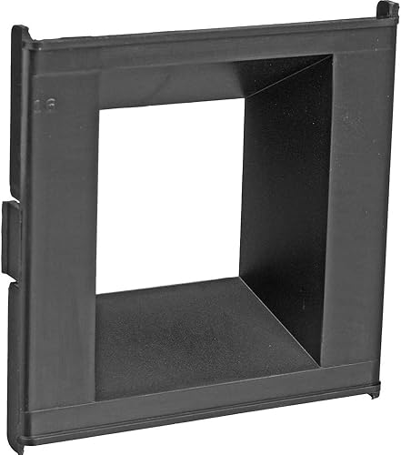 Miniatura 5 de Holga 173-120 Holgawood 120N Paquete de cámara de formato medio (Casablanco) con película negativa en blanco y negro (película de 120 rollos)