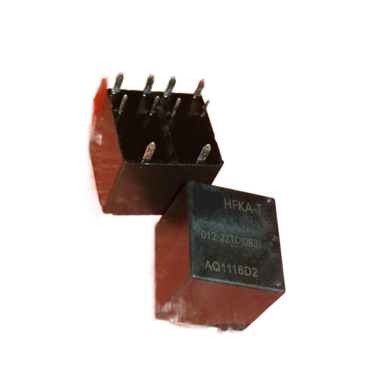 Relais HFKA-T 012-2ZTC(083) : Commutation CC 10 broches stable