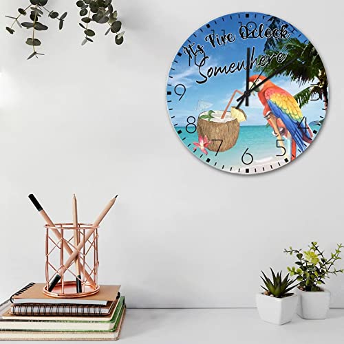 Horloge murale en bois de 38,1 cm : elegance et finitions studio