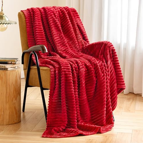 MIULEE Red Fleece Throw Blanket for Couch 300GSM Super Soft Light...