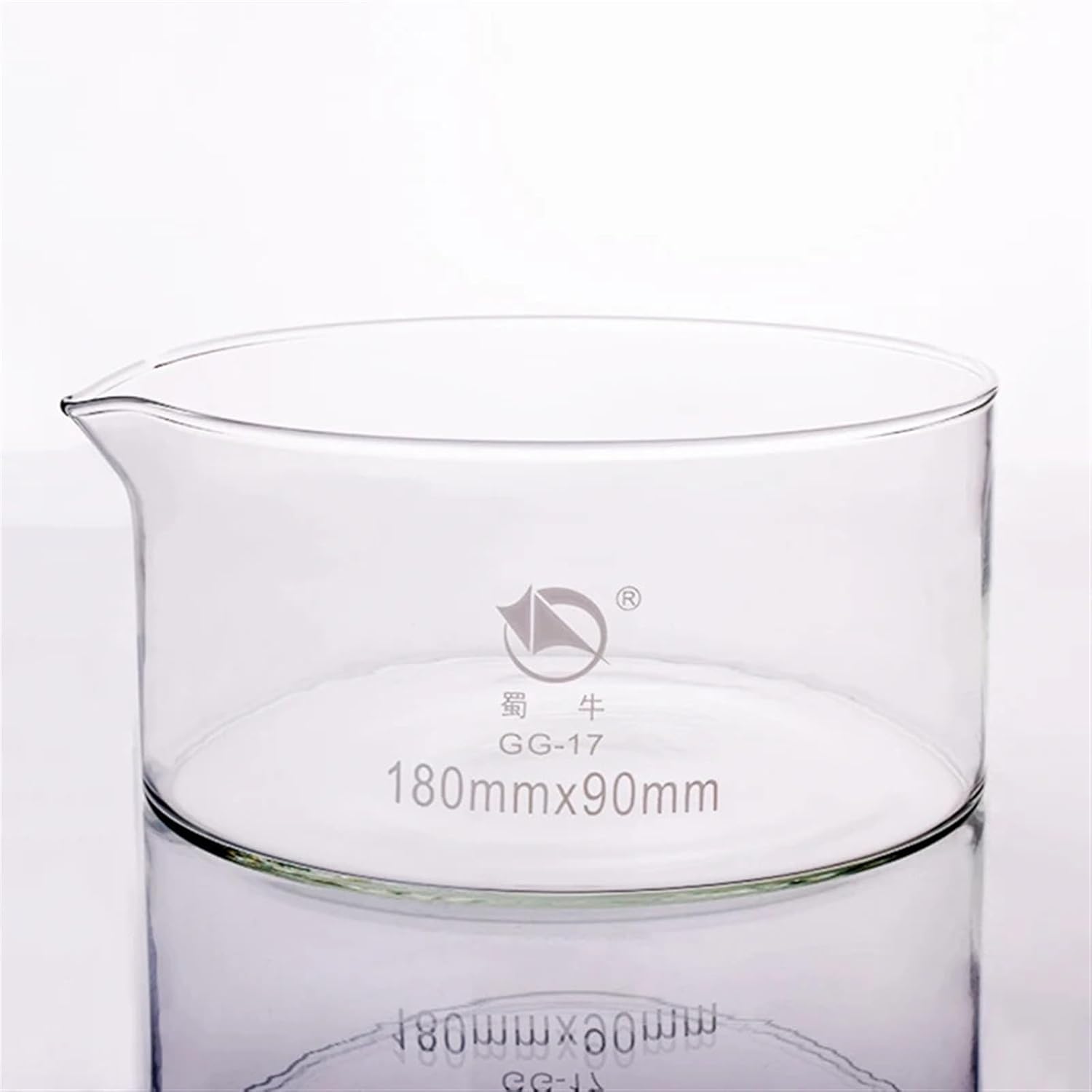 Lab Supplies Crystallizing Dish with spout 180 * 90mm,Outer Diameter 180mm and Height 90mm,crystallizing Basin with spout