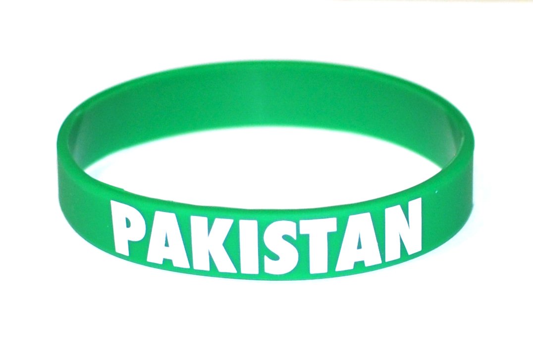 100 x Pakistan Green World Cup Sports Event Football Country National Flag Silicone Wristbands