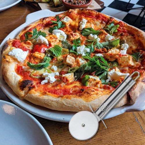 Foto von Fackelmann Pizzaschneider, Pizzaroller aus Edelstahl, robuster Küchenhelfer mit scharfem Schneiderad (Farbe: Silber), Menge: 1 Stück