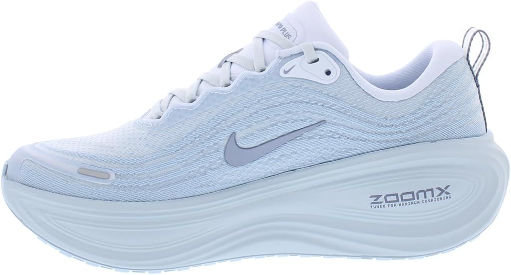 Vomero Plus – Xhibition