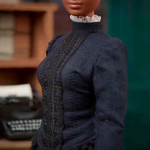 Muñeca Barbie Ida B. Wells con Vestido Azul miniatura 4