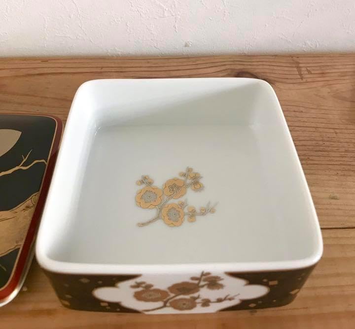 横浜 増田窯 重箱横濱元町 増田窯 海老づくし銘々重 横浜染付 横浜染付