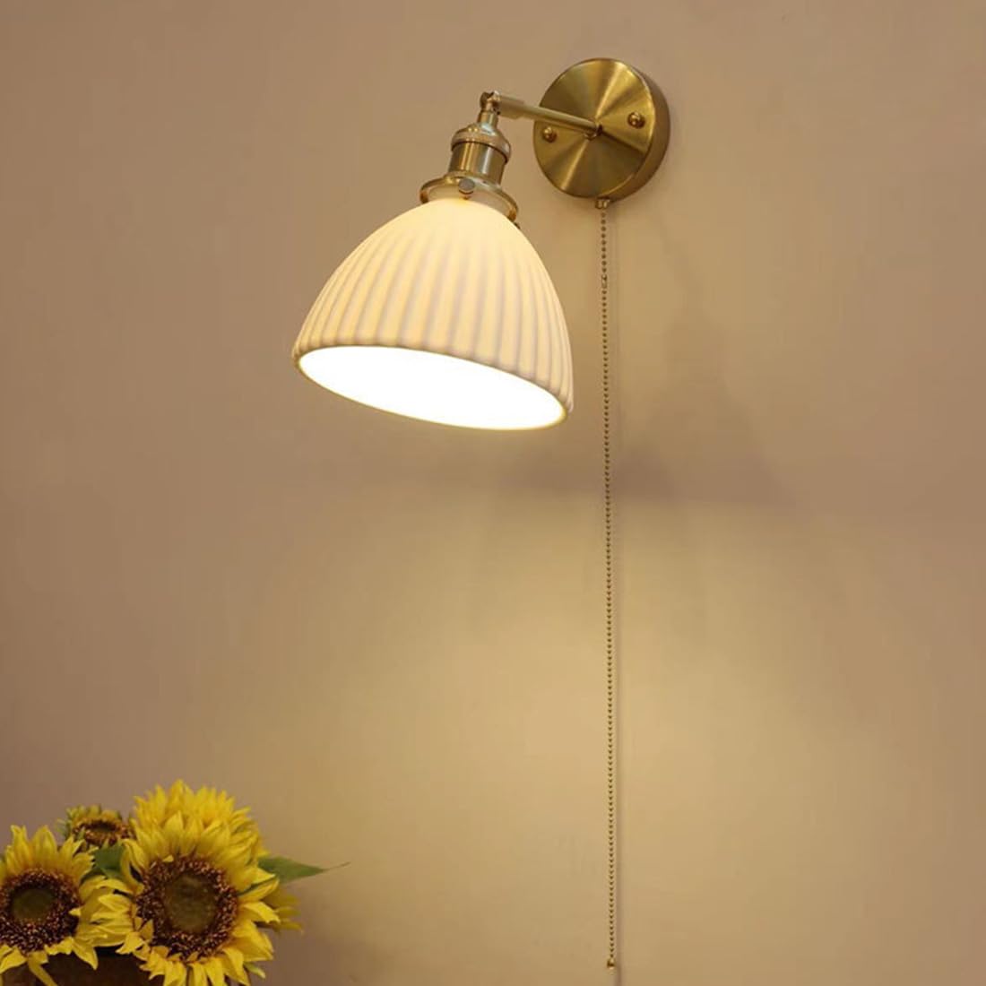 Wandleuchte Messing Schlafzimmer Nachttischlampe Vintage Japanischer stil LED Dimmbar 3-Farben Wandlampe Modern Weiß Keramik Dekorative Korridor Wandbeleuchtung für Wohnzimmer Flur Balkon Büro 17*15cm