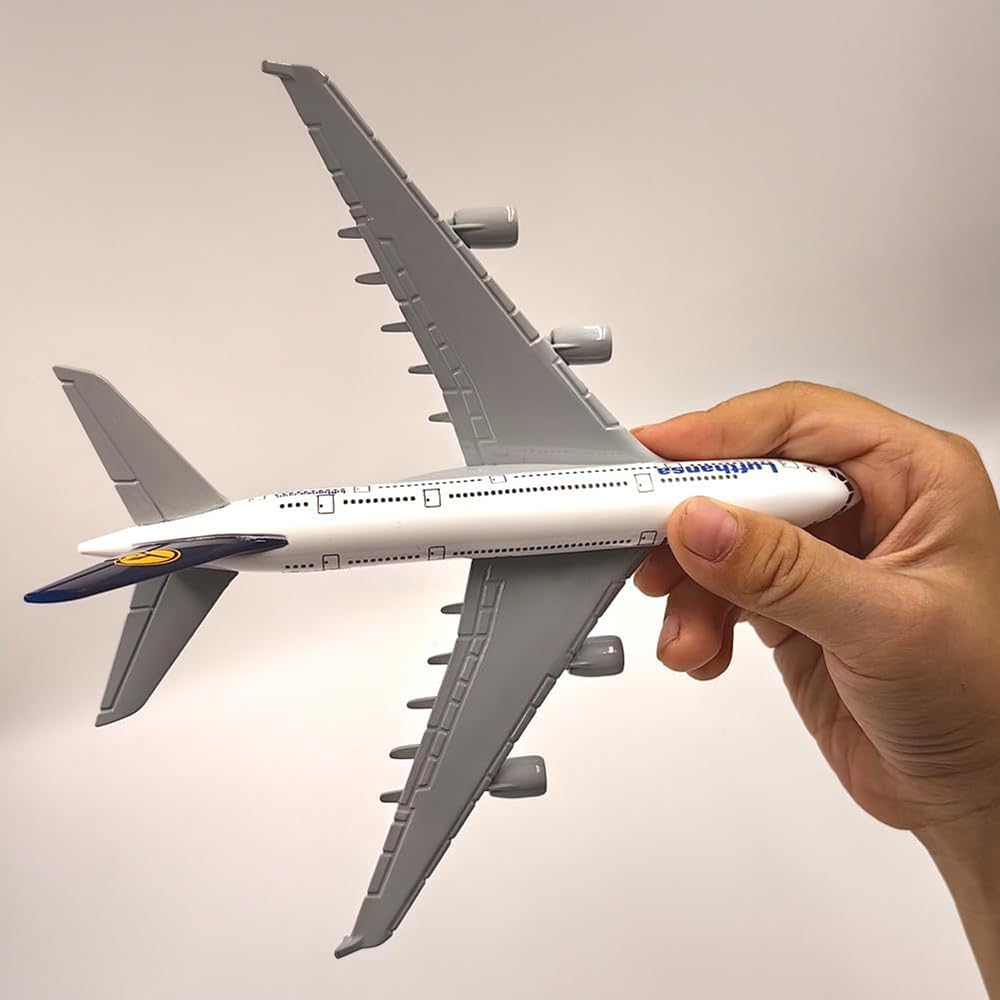 YGCHEN Avion A380 Lufthansa en Alliage - Modèle d'Avion en Métal Échelle 1/400 Diecast Avec Support - Miniature Collection Jouet Modélisme