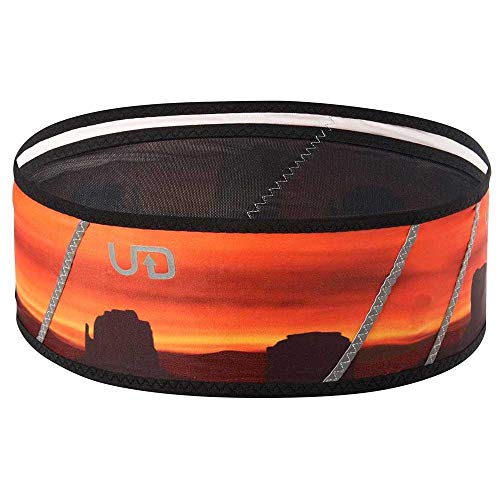 Ultimate Direction Comfort Belt, Running Belt with Built-in Pockets, Key Clip, Reflectivity, & More, Medium Desert